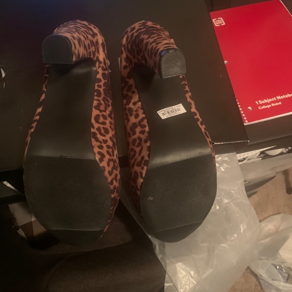 Leopards pumps - Picture 7 of 8